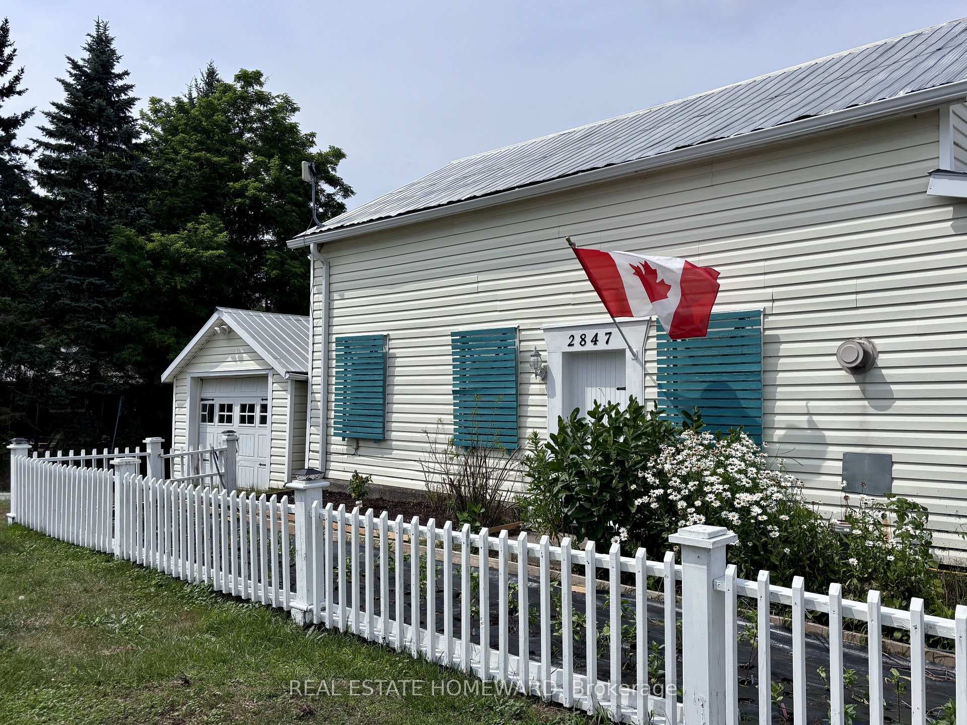 2847 County Rd 10 Road — Detached for sale in South Marysburg Ward, Prince Edward County